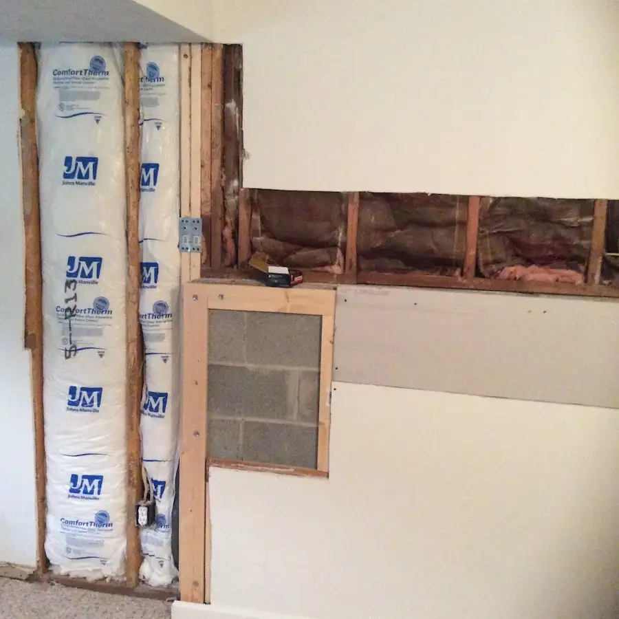 Wall insulation replacement during Structural Drying in Murfreesboro